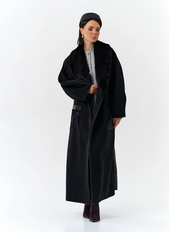 Женское длинное пальто с воротником из меха норки