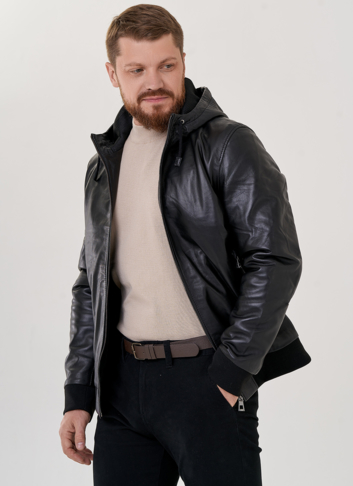 Мужская кожаная куртка с капюшоном 