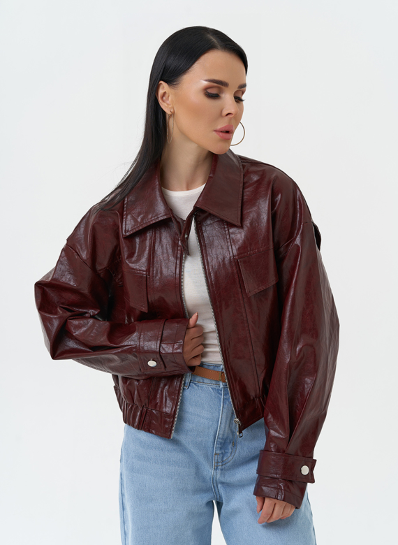 Куртка бомбер из эко кожи бордового цвета