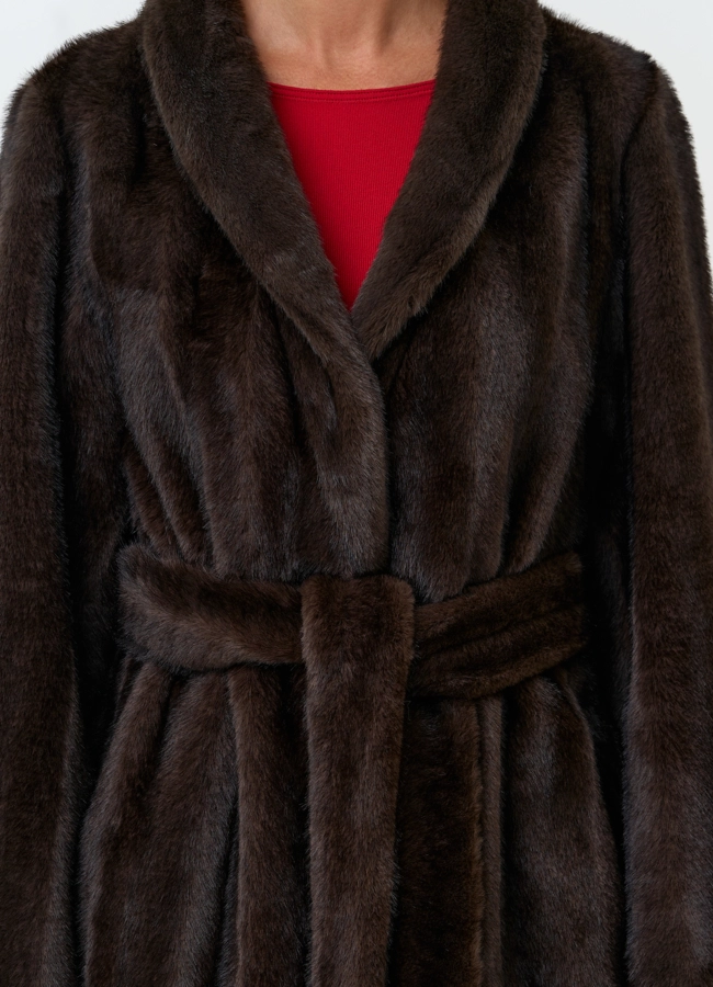 Женское пальто из эко меха модель № 33871 универмаг малина