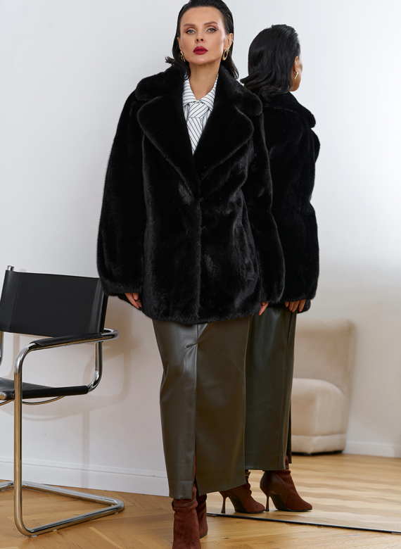 Женская шуба из скандинавской норки с английским воротником