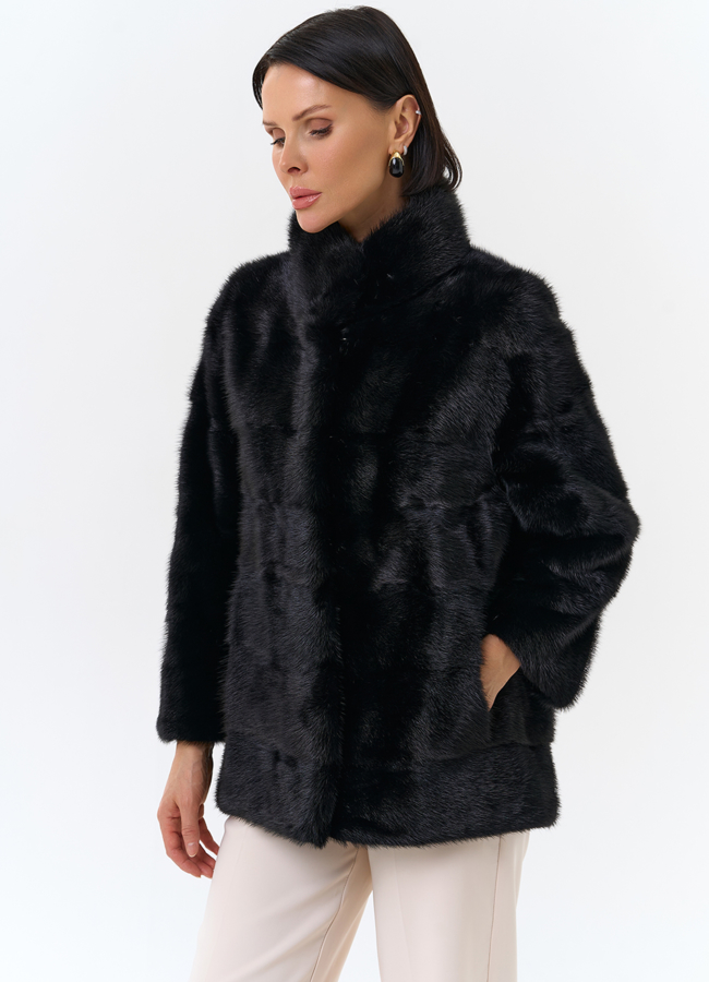 Норковая шуба с воротником стойка черного цвета  модель № 24730 универмаг малина