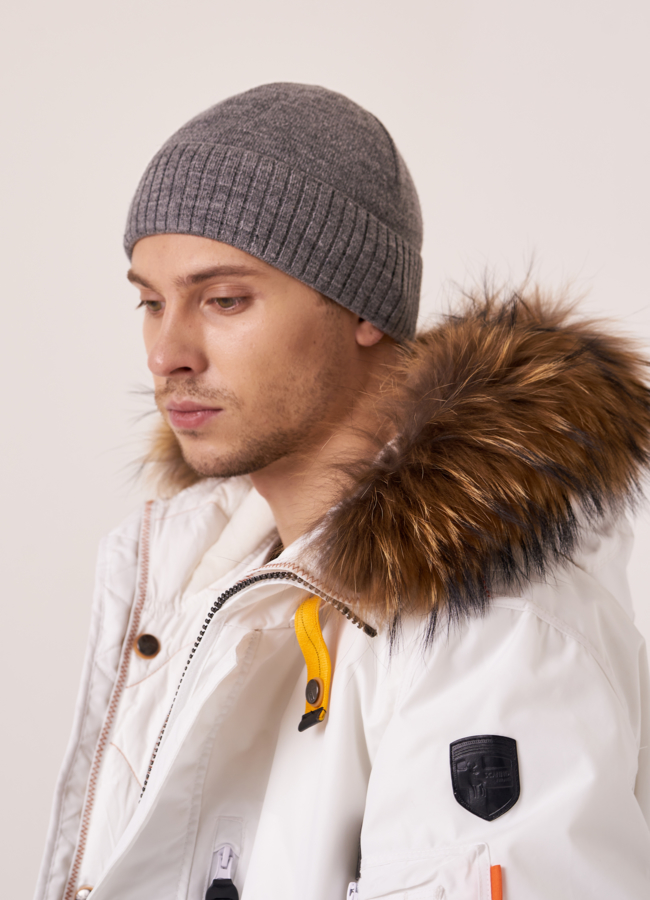 Шапка мужская серого цвета модель № 2903 в кредит