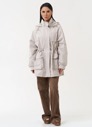 Ветровка женская с капюшоном фото