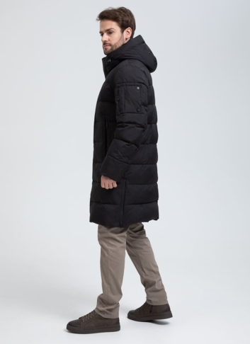 Мужской удлиненный пуховик с капюшоном