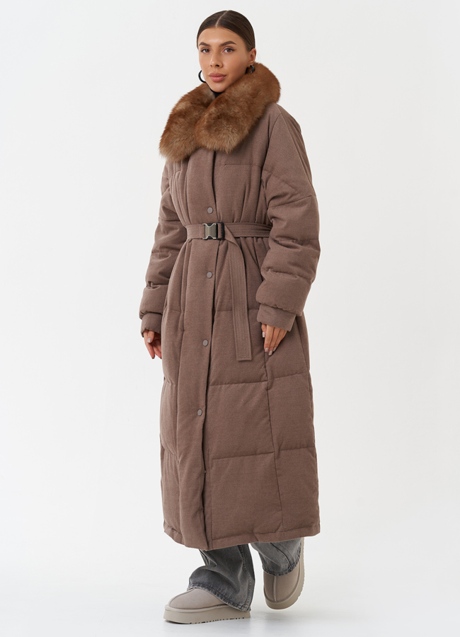 Длинный пуховик с отделкой из меха песца модель № 28835 в рассрочку