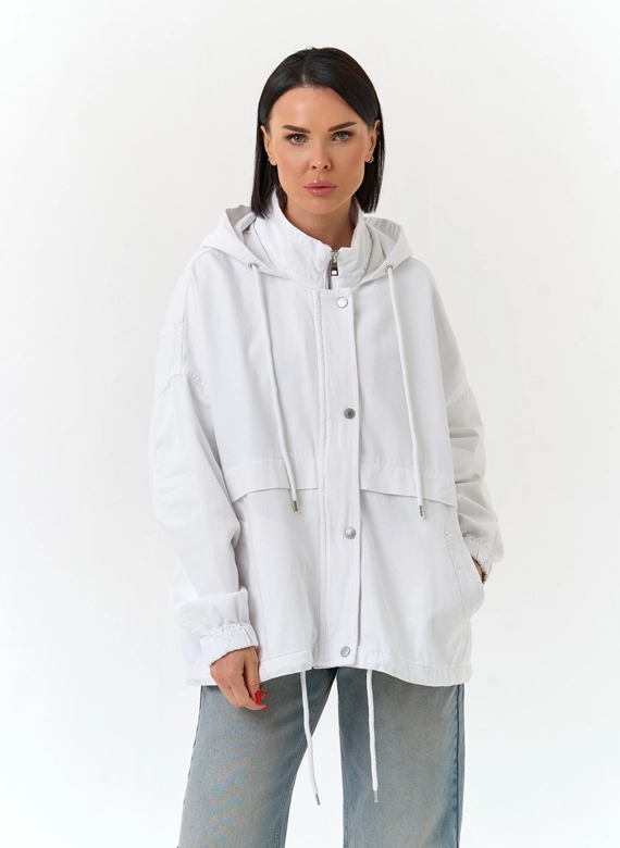Женская джинсовая куртка с капюшоном