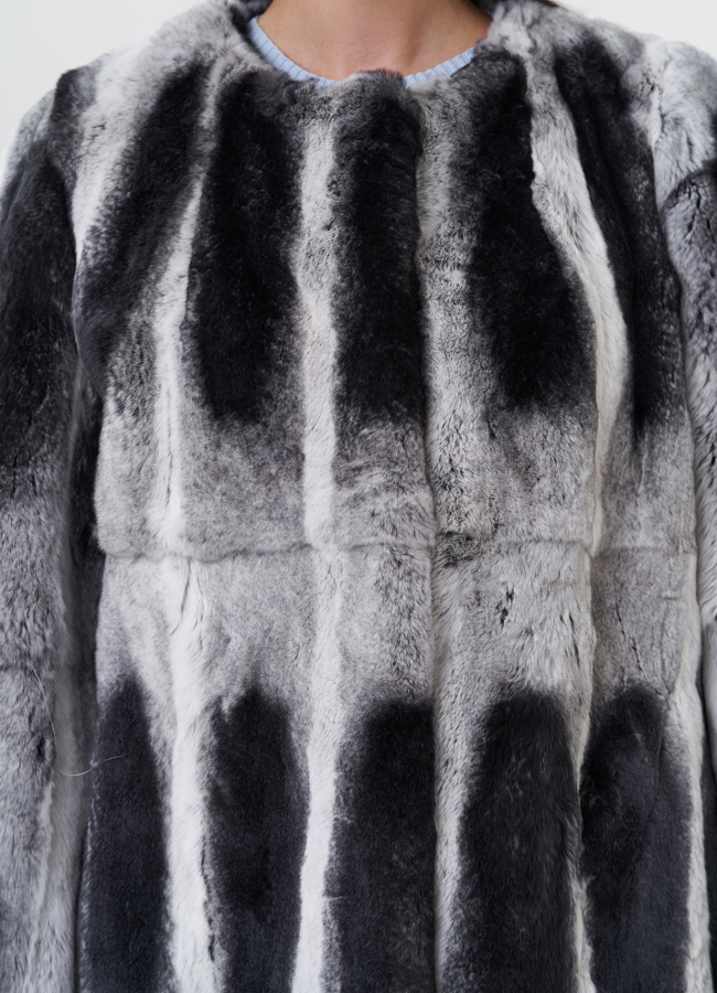 Женская шуба из меха кролика модель № 27631 в рассрочку