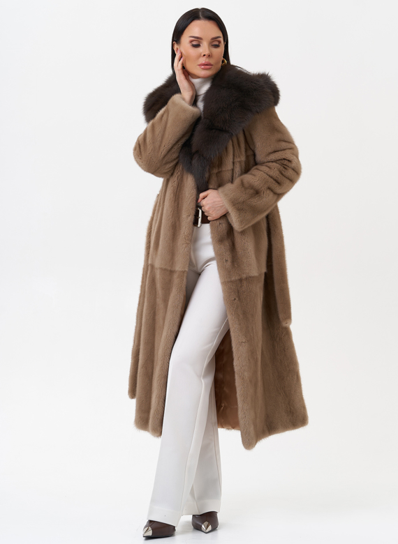 Длинная шуба из норки с куницей